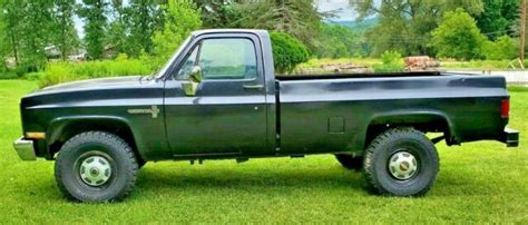 1986 Chevy K20 Custom Deluxe K 20 4x4 Square Body Classic 34 Ton