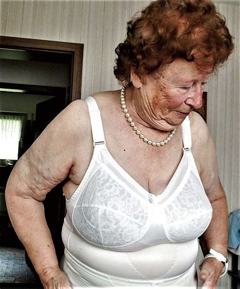 Granny Goes Girdle Hot Granny Pussy