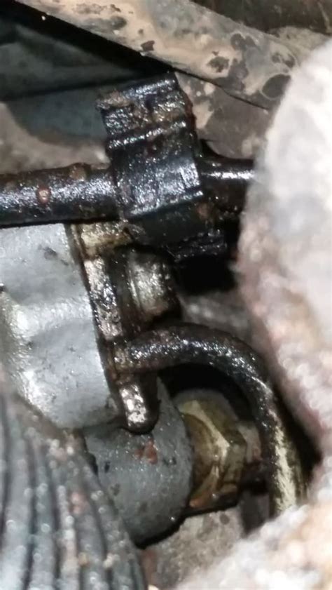 Half Moon Connections On Power Steering Rack Hose Line Fitting 2004