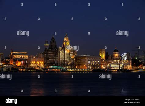 Liverpool Waterfront Day & Night Stock Photo - Alamy