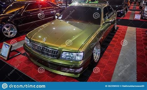 Modified Nissan Cedric Y33 editorial photography. Image of transport ...