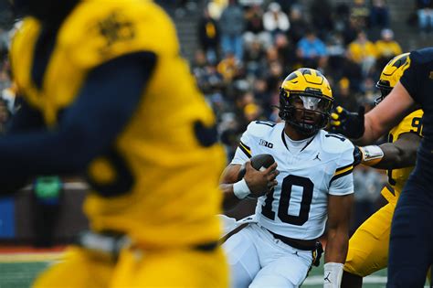 Michigan's Alex Orji Talks Quarterback Battle