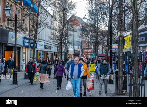 Doncaster Shopping Hi Res Stock Photography And Images Alamy