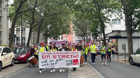 Rund 800 Beschäftiigte bei Warnstreiks im RLP Einzelhandel SWR Aktuell