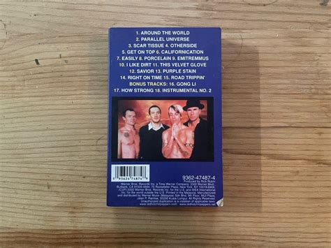 RED HOT CHILI PEPPERS CALIFORNICATION SPECIAL EDITION LIMITED RELEASE Hobbies Toys