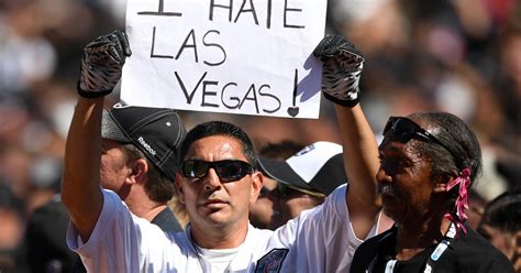 Raiders Fans Fight During The Game Video Cbs Detroit