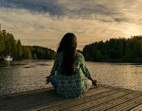 MEDITASI DAN KONDISI MEDITATIF