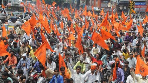 Vishwa Hindu Parishad holds protest in Delhi's Brahmapuri | Zee News