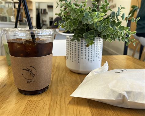 San Fernando Valley Coffee Shops That Are a Must for Locals - Viva the