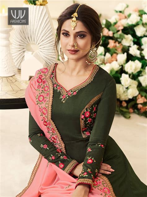 Magnificient Green Art Silk Embroidered Anarkali Salwar Women Suits