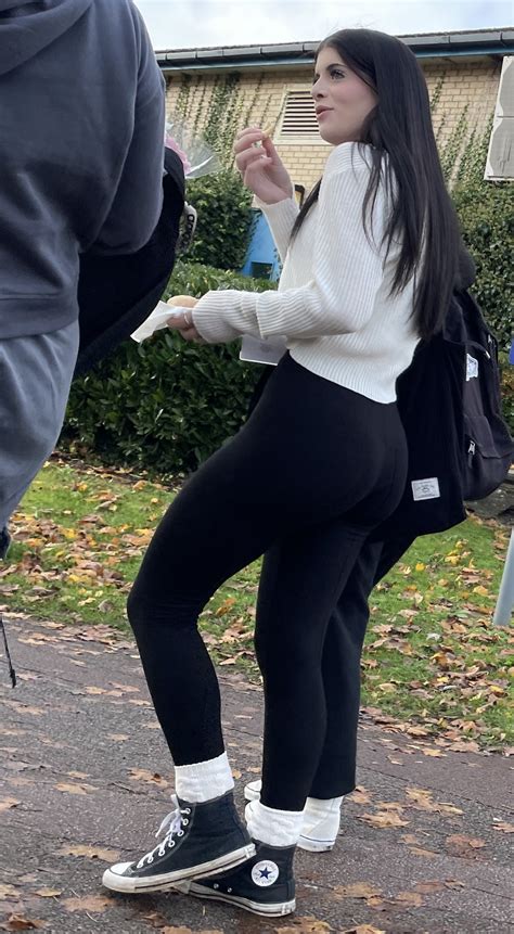 Sexy Tight Ass Babe In Black Leggings Oc Spandex Leggings Yoga Pants Forum