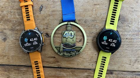 I ran a marathon with the Garmin Fenix 8 vs. Garmin Forerunner 965