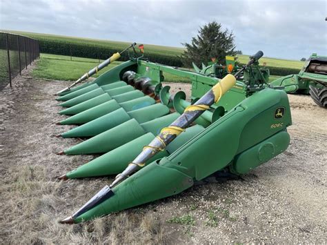 John Deere 608C Corn And Row Crop Headers