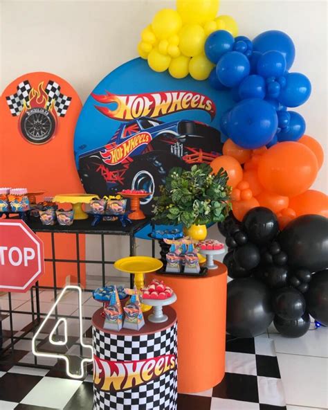 Festa Hot Wheels ideias para uma decoração radical