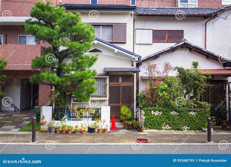 Traditionelle Japanische Architektur In Arashiyama Stockbild Bild Von Traditionell Niedrig