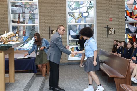 Sophomores Celebrate Ring Ceremony Notre Dame Academy