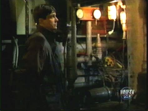 guys  trouble kyle chandler  early edition  sight
