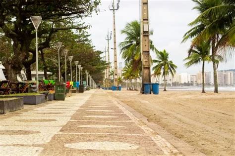 Frisky Couple Caught Having Sex On Public Beach Bench In Broad Daylight Daily Star