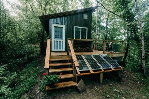 Case Rock Cabin In Alabama Not Your Average Airbnb More Of An Adventure