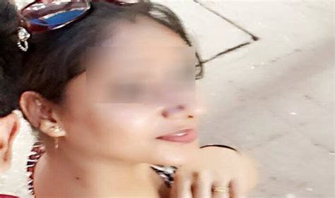 UP Woman accuses husband of forcing her for unnatural sex यप सहगरत पर इस महल क सथ