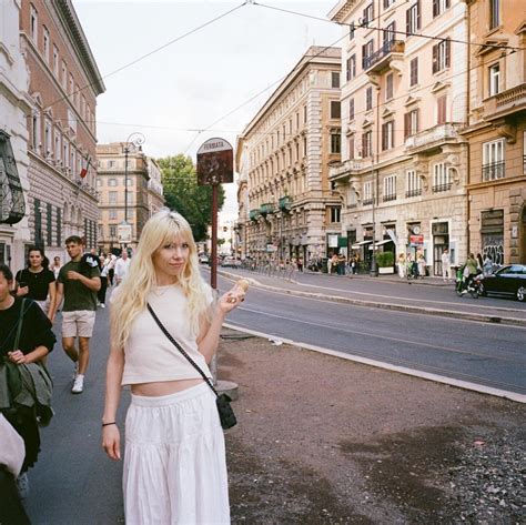 Celeb Carly Rae Jepsen Nude Photo 68 The Fappening Leaked Photos