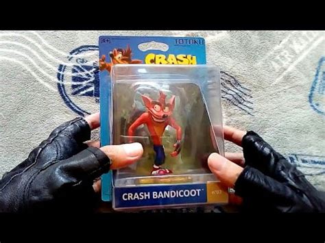 Crash Bandicoot Figura No Amiibo Totaku Unboxing Youtube