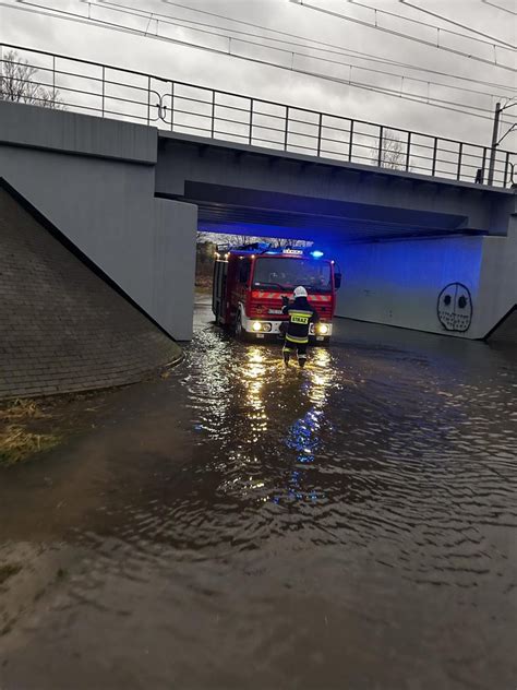 Zdarzenia atmosferyczne intensywny dzień dla strażaków w naszym