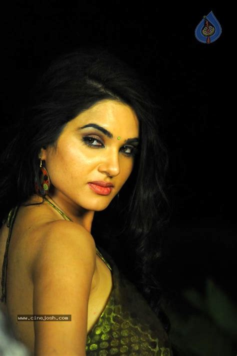 Kavya Singh Hot Stills Photo Of