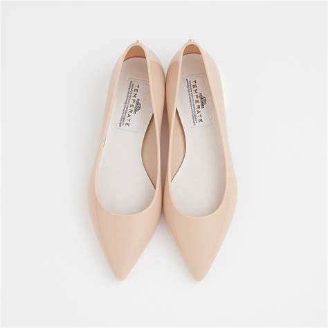 日本 STELLA NUDE PVC POINTED TOE FLAT 尖頭高跟鞋 TEMPERATE Pinkoi