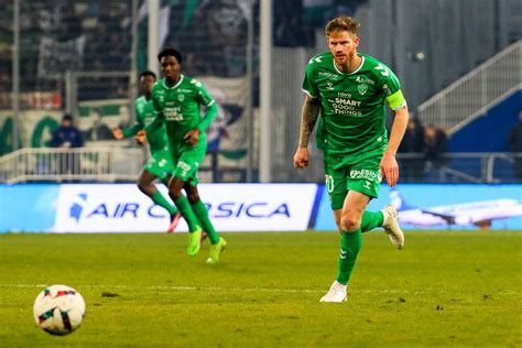 Asse Charbonnier Poursuit Son Aventure Chez Les Verts Off Sport Fr