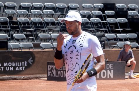 Jo Wilfried Tsonga En Larmes Met Fin à Sa Carrière Sa Femme Et Ses