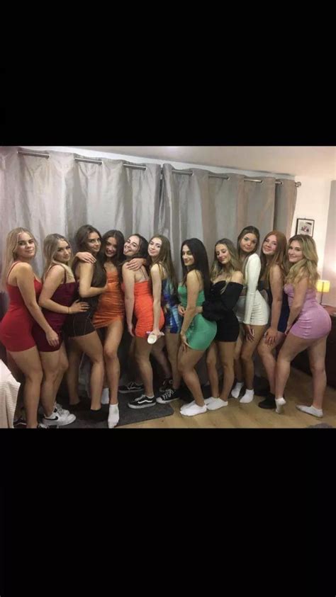 Which One Are You Choosing Nudes Chavgirls Nude Pics Org