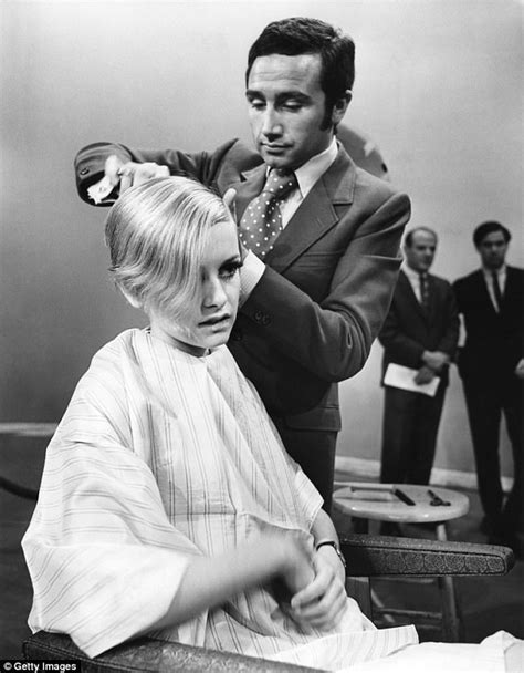 The Hairdresser Who Styled Twiggy And The Beatles Daily Mail Online