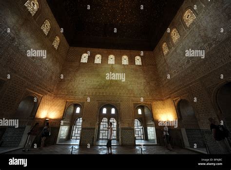 Hall of The Ambassadors (interior), Comares Palace, Nasrid Palaces, The ...