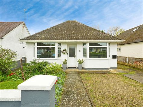 2 Bed Detached Bungalow For Sale In Long Furlong Road Sunningwell