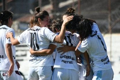 Fútbol femenino UAI Urquiza venció a Central y es líder TyC Sports