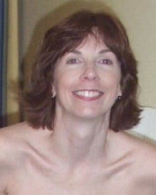 Granny In Hotel Room Porn Pictures Xxx Photos Sex Images Pictoa