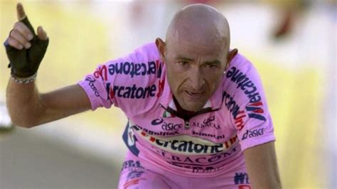 Caso Pantani Riaperte Le Indagini Dopo 25 Anni Colpo Di Scena Sull