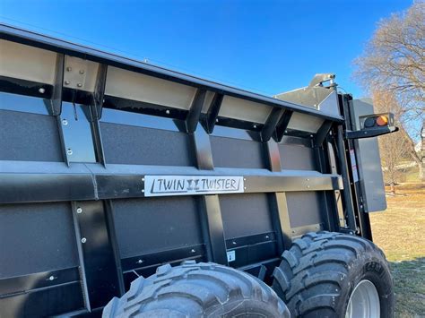 Meyers Ms Dry Manure Spreader For Sale Henderson Ia