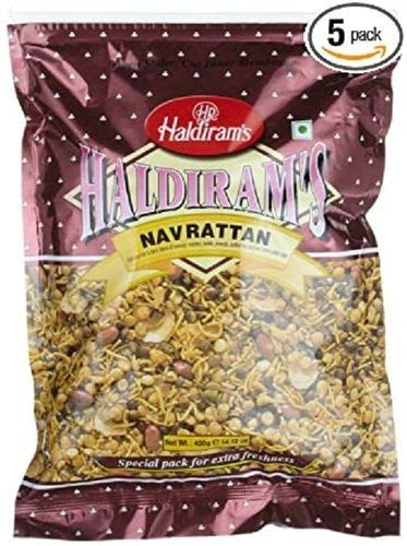 Delicious Taste And Mouth Watering Crunchy Crispy Navratan Mix Namkeen