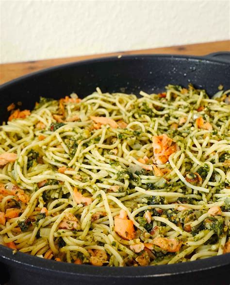 Stuttgartcooking Spaghettini Mit B Rlauch Pesto Und Ger Uchertem Lachs