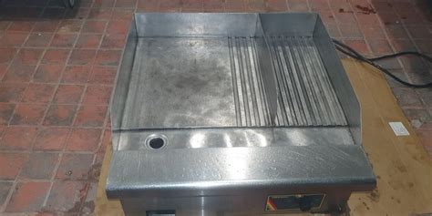 Berjaya EG3500 Electric Griddle Hot Plate Half Ribbed With Custom