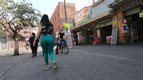 BIG ASS IN TIGHT LEGGINGS ThisVid