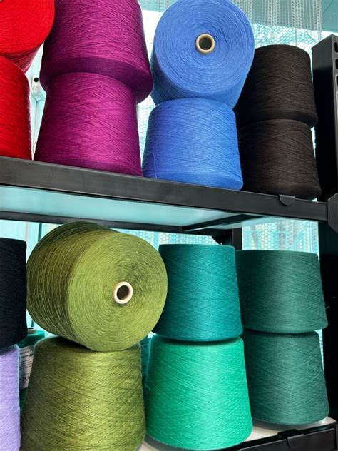ORTENSIA напівмеринос Yarns