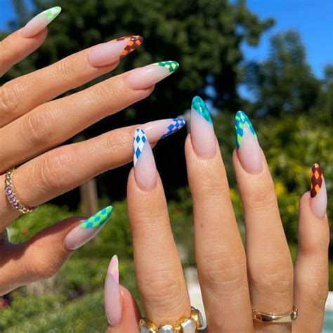 Kylie Jenners 33 Best Nail Looks Prove Shes The Ultimate Manicure Muse