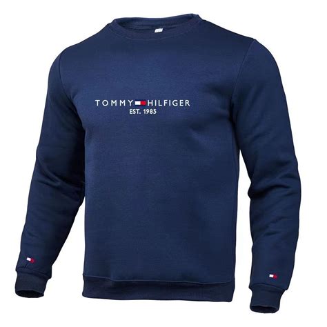 Свитшот Tommy Hilfiger купить на OZON по низкой цене (1733291222)