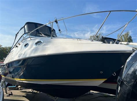 Regal 2465 Commodore Buy Used Powerboat Buy And Sale