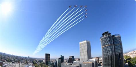 La Patrulla Águila del Ejército del Aire y del Espacio vuela con