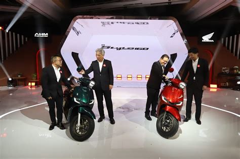 Honda Launching New Honda Stylo 160 Skutik Dengan Desain Klasik Retro