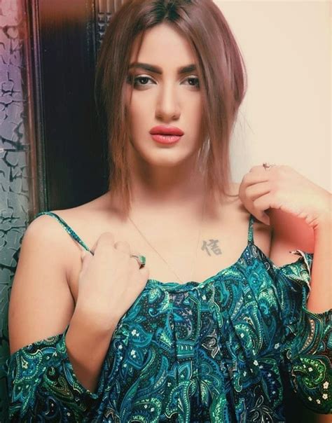 ShowBiz Pakistani Studio Wallpapers: Mathira Khan HD Free wallpapers